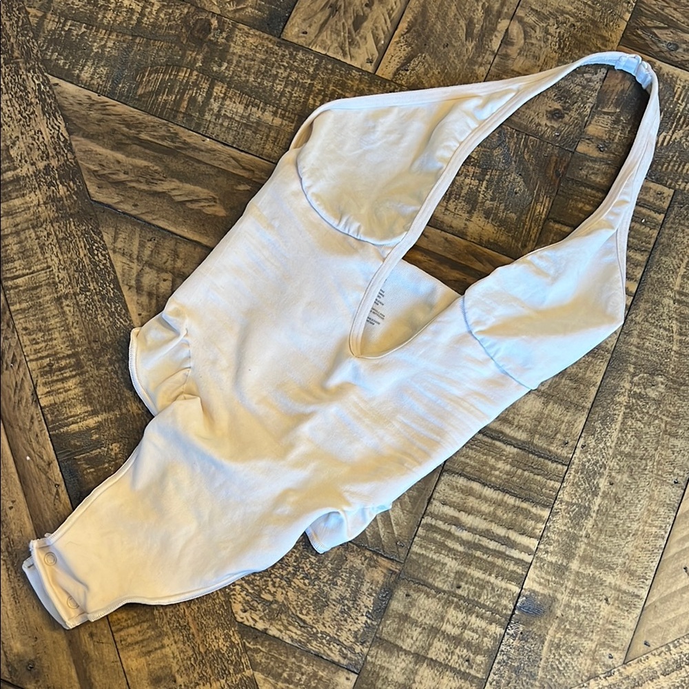 SKIMS XS Bodysuit